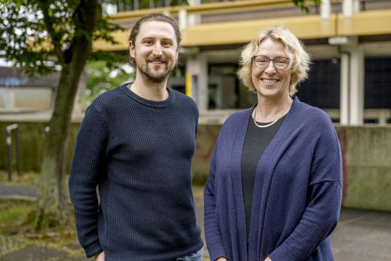 Prof. Dr. Nikol Rummel und Dr. Sebastian Strauß